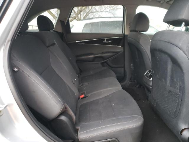 Photo 11 from auction – 2019 KIA SORENTO L with VIN 5XYPG4A32KG577457