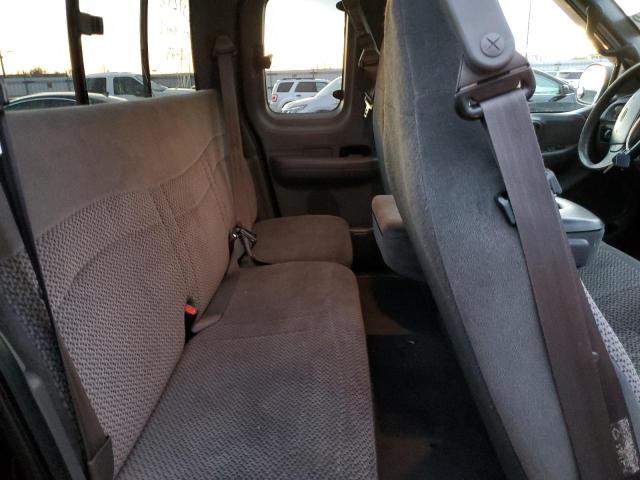 Photo 10 from auction – 2000 FORD F150 with VIN 1FTRX18L3YNA08731