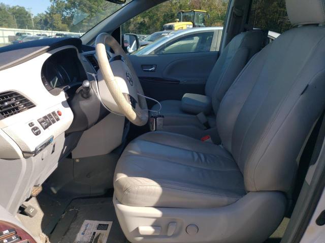Photo 7 from auction – 2014 TOYOTA SIENNA XLE with VIN 5TDYK3DC3ES448790