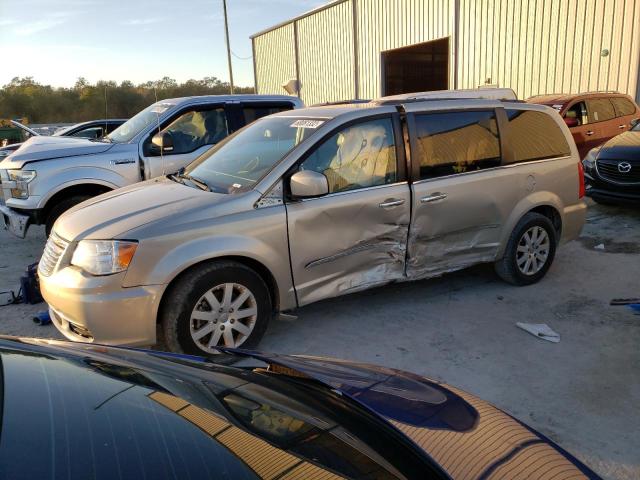 CHRYSLER TOWN & COU 2015 with VIN 2C4RC1BG9FR753636 - Photo from auction