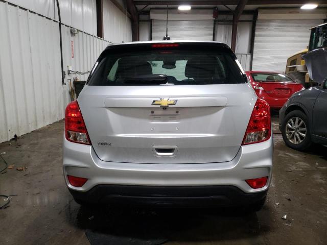 Photo 6 from auction – 2018 CHEVROLET TRAX LS with VIN 3GNCJKSB5JL166112