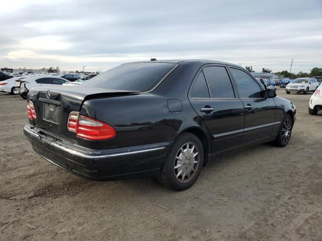 Photo 3 from auction – 2000 MERCEDES-BENZ E 320 with VIN WDBJF65J8YB149259