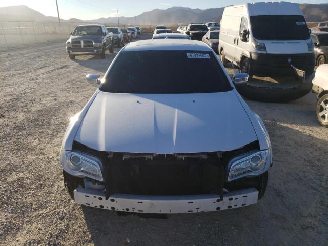 Photo 5 from auction – 2019 CHRYSLER 300 LIMITE with VIN 2C3CCAEG9KH631350