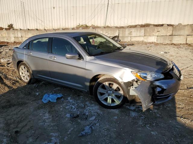 Photo 4 from auction – 2013 CHRYSLER 200 LX with VIN 1C3CCBABXDN671592