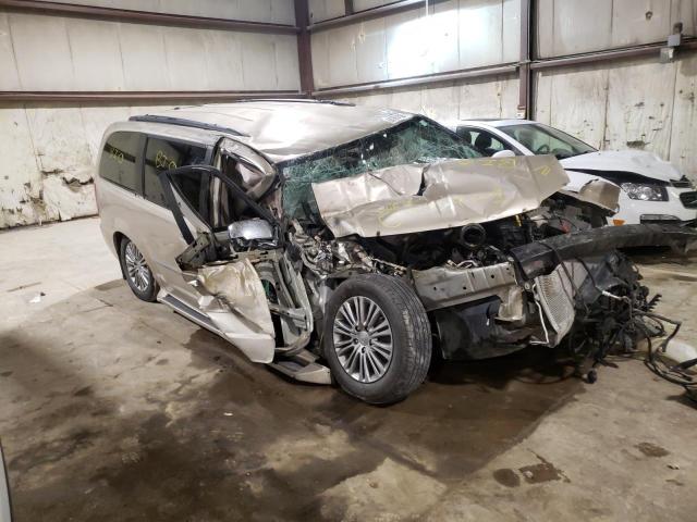 Photo 4 from auction – 2013 CHRYSLER TOWN & COU with VIN 2C4RC1CG6DR711226