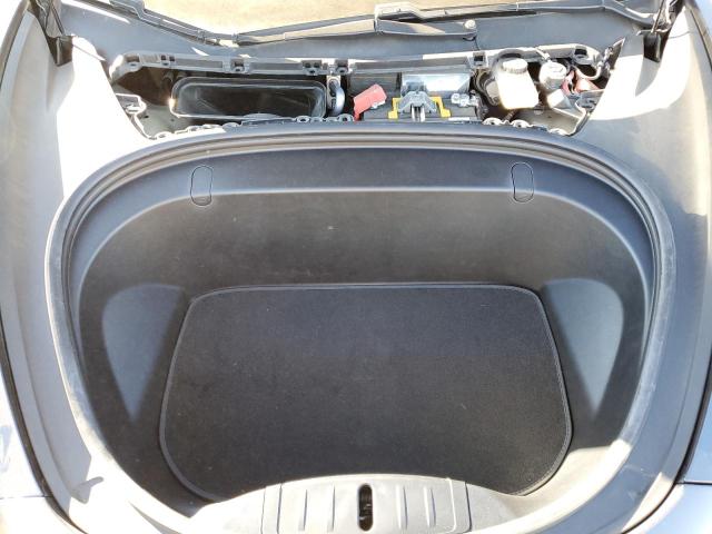 Photo 11 from auction – 2018 TESLA MODEL 3 with VIN 5YJ3E1EA4JF049355