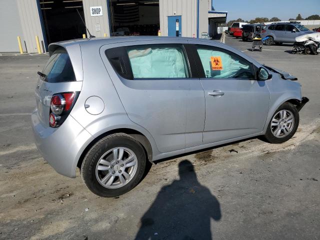 Photo 3 from auction – 2012 CHEVROLET SONIC LT with VIN 1G1JC6SH5C4165680