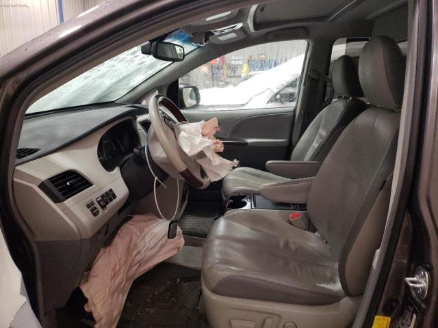 Photo 7 from auction – 2012 TOYOTA SIENNA XLE with VIN 5TDDK3DCXCS034529