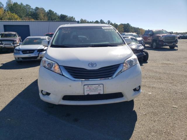 Photo 5 from auction – 2014 TOYOTA SIENNA XLE with VIN 5TDYK3DC3ES448790