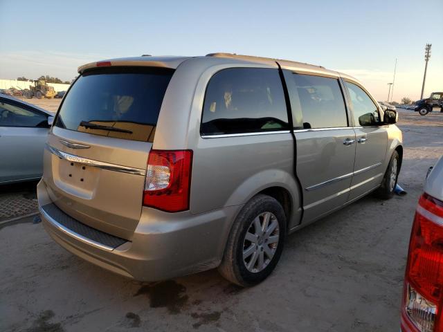 Photo 3 from auction – 2015 CHRYSLER TOWN & COU with VIN 2C4RC1BG9FR753636