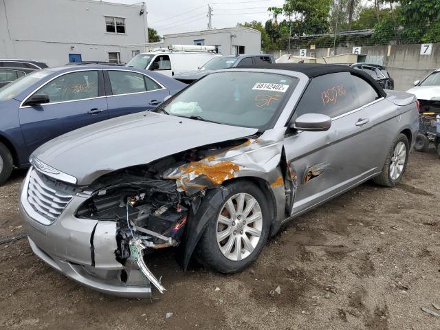 CHRYSLER 200 TOURIN 2013 with VIN 1C3BCBEBXDN526848 - Photo from auction