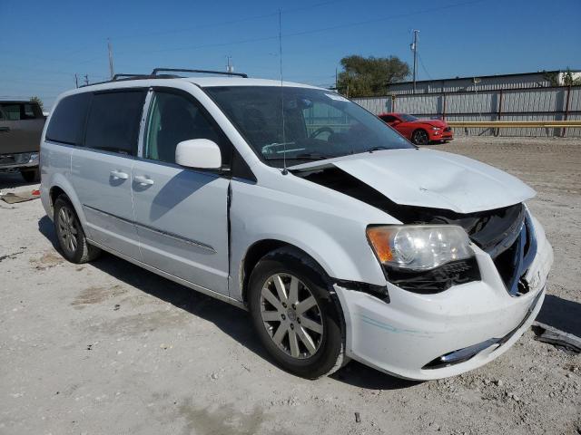 Photo 4 from auction – 2014 CHRYSLER TOWN & COU with VIN 2C4RC1BG6ER359557