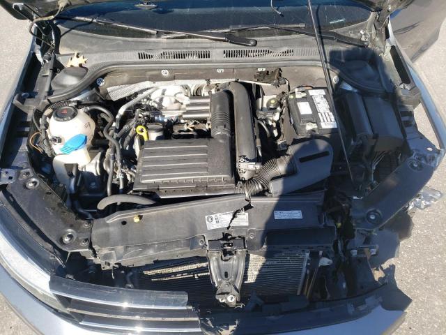 Photo 11 from auction – 2018 VOLKSWAGEN JETTA S with VIN 3VW2B7AJ3JM215452