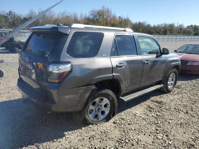 Photo 3 from auction – 2017 TOYOTA 4RUNNER SR with VIN JTEBU5JR8H5452683