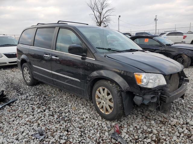 Photo 4 from auction – 2015 CHRYSLER TOWN & COU with VIN 2C4RC1BG3FR726948