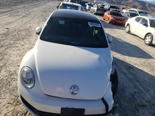 Photo 5 from auction – 2012 VOLKSWAGEN BEETLE with VIN 3VWJP7AT6CM636194