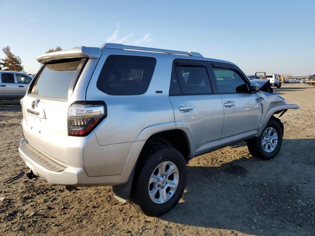Photo 3 from auction – 2018 TOYOTA 4RUNNER SR with VIN JTEBU5JRXJ5491927