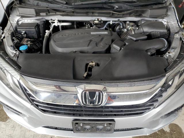 Photo 12 from auction – 2018 HONDA ODYSSEY EX with VIN 5FNRL6H74JB069344