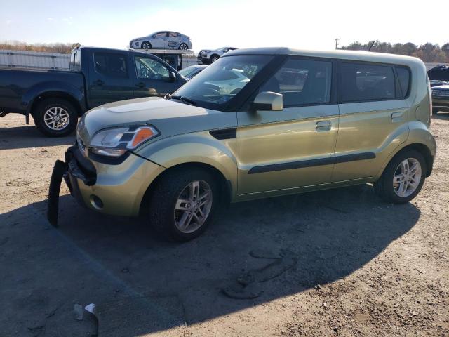 KIA SOUL + 2010 with VIN KNDJT2A26A7176633 - Photo from auction