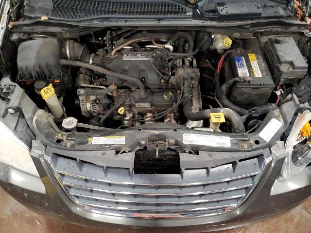 Photo 12 from auction – 2010 CHRYSLER TOWN & COU with VIN 2A4RR8D1XAR428125