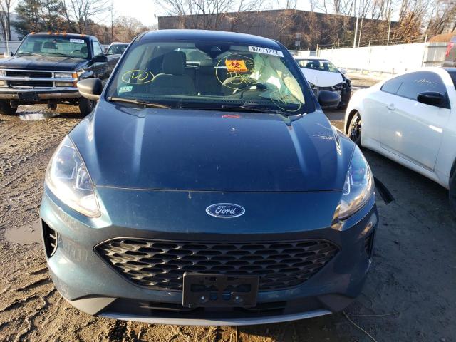Photo 5 from auction – 2020 FORD ESCAPE S with VIN 1FMCU9F60LUB53133