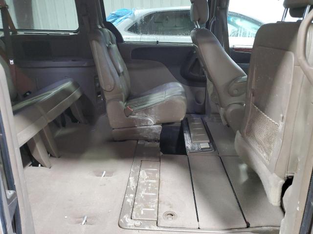 Photo 11 from auction – 2012 CHRYSLER TOWN & COU with VIN 2C4RC1CG3CR273652