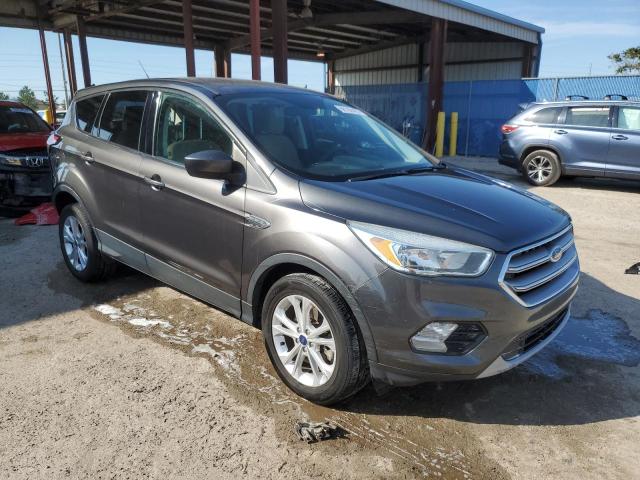 Photo 4 from auction – 2017 FORD ESCAPE SE with VIN 1FMCU0G90HUC29008