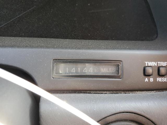 Photo 9 from auction – 1990 LEXUS LS 400 with VIN JT8UF11E9L0028544