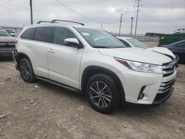 Photo 4 from auction – 2018 TOYOTA HIGHLANDER with VIN 5TDKZRFHXJS287412