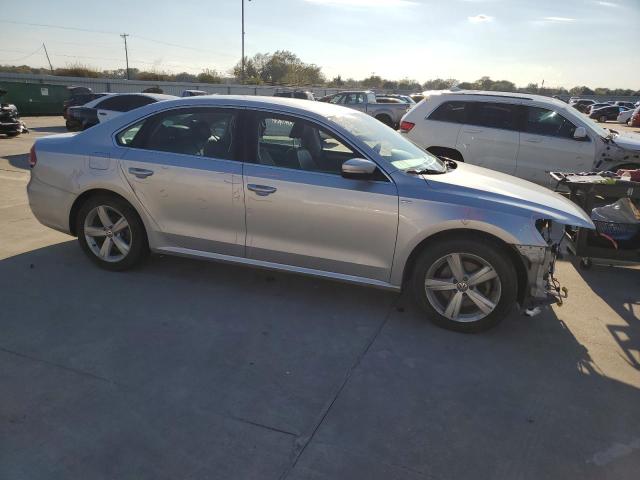 Photo 4 from auction – 2014 VOLKSWAGEN PASSAT S with VIN 1VWAT7A35EC036377