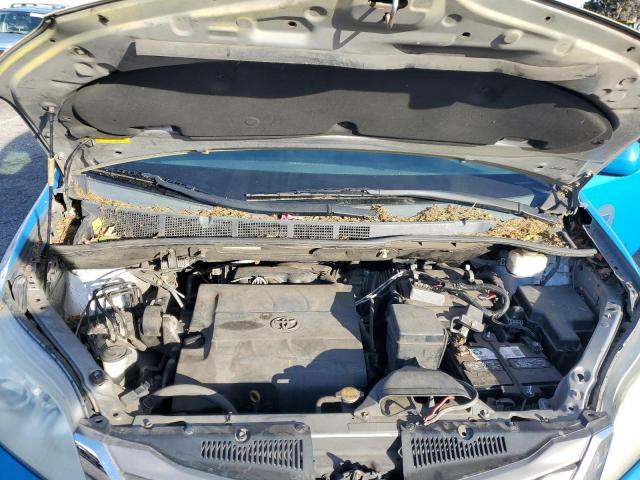 Photo 12 from auction – 2011 TOYOTA SIENNA XLE with VIN 5TDYK3DC1BS106301