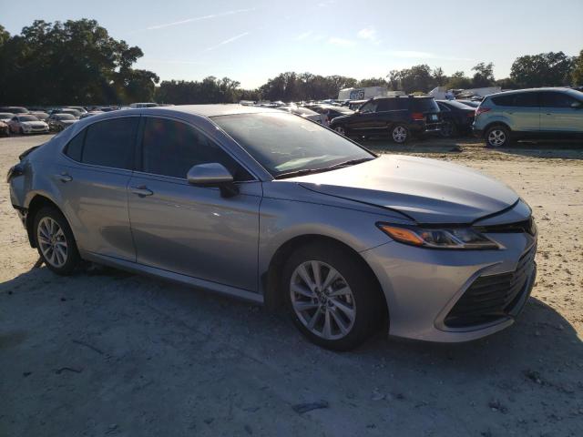 Photo 4 from auction – 2022 TOYOTA CAMRY LE with VIN 4T1C11AK0NU652032