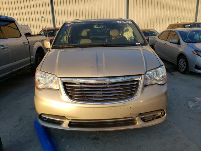 Photo 5 from auction – 2015 CHRYSLER TOWN & COU with VIN 2C4RC1BG9FR753636
