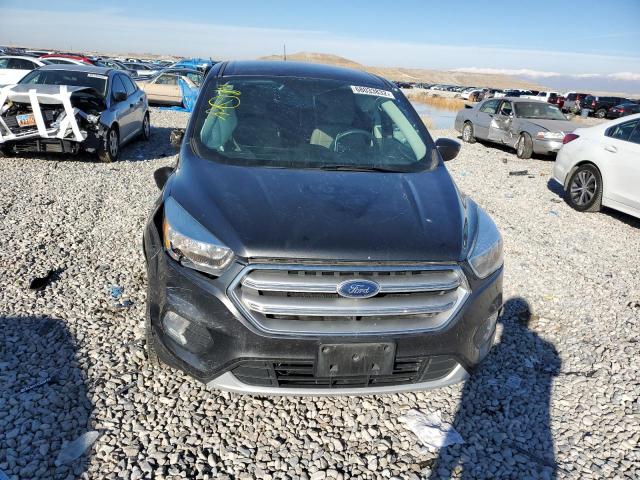 Photo 5 from auction – 2017 FORD ESCAPE SE with VIN 1FMCU9GD8HUB08946