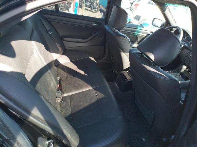 Photo 10 from auction – 2005 BMW 3 SERIES with VIN WBAEV53405KM41817