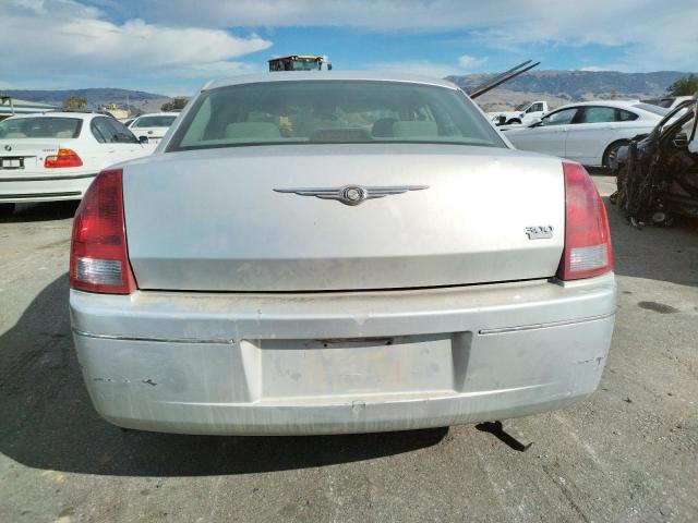 Photo 6 from auction – 2005 CHRYSLER 300 TOURIN with VIN 2C3JA53G35H587793