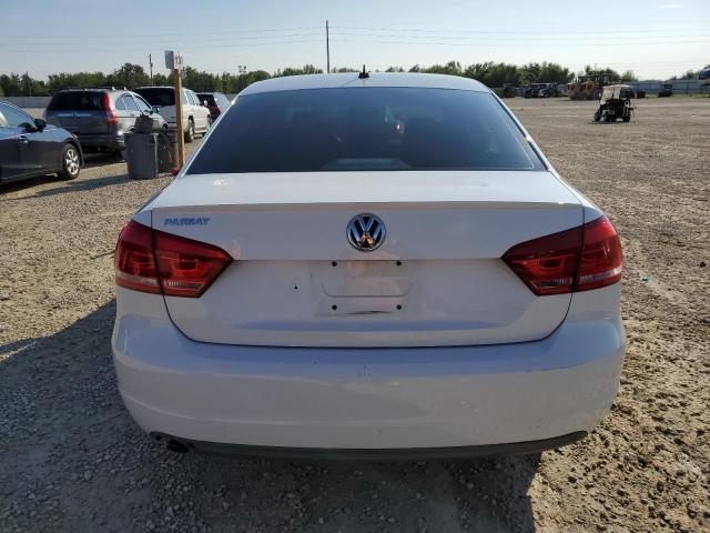 Photo 6 from auction – 2013 VOLKSWAGEN PASSAT S with VIN 1VWAH7A36DC044956