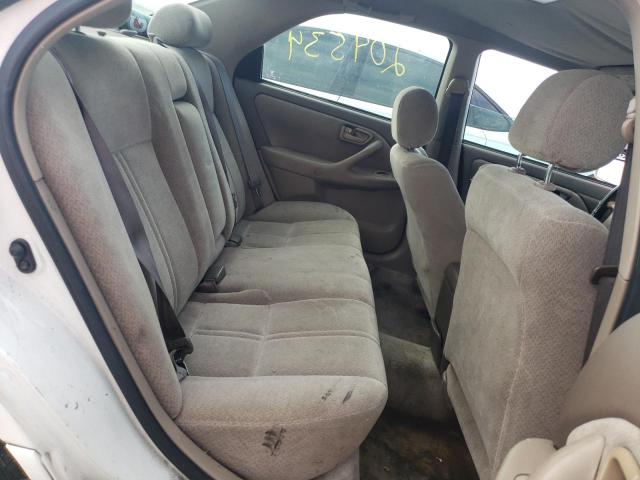 Photo 10 from auction – 2000 TOYOTA CAMRY CE with VIN 4T1BG22K3YU953235