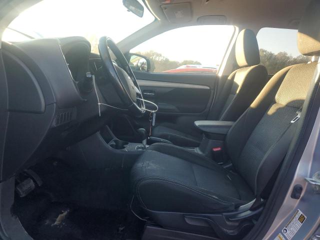 Photo 7 from auction – 2016 MITSUBISHI OUTLANDER with VIN JA4AD3A38GZ011833