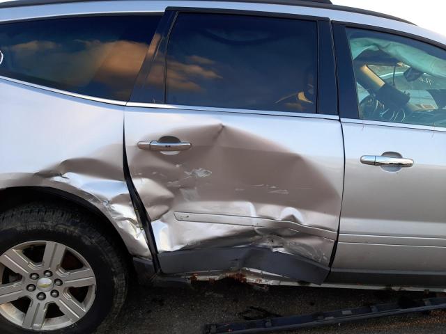Photo 10 from auction – 2010 CHEVROLET TRAVERSE L with VIN 1GNLVFED0AJ239242