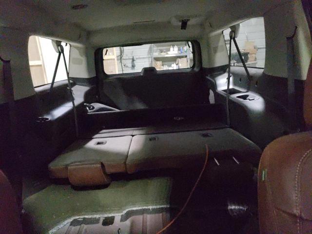 Photo 10 from auction – 2016 CHEVROLET SUBURBAN K with VIN 1GNSKJKC2GR257691