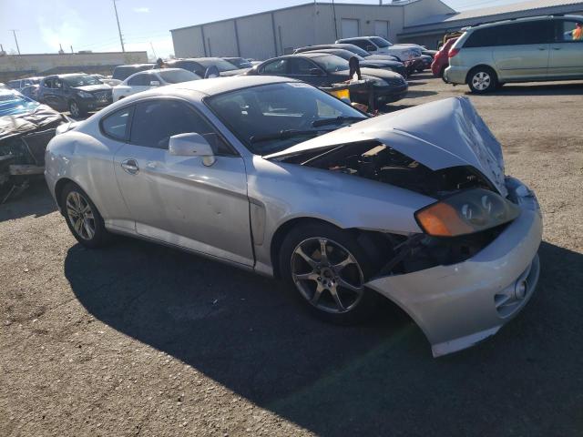 Photo 4 from auction – 2004 HYUNDAI TIBURON with VIN KMHHM65D14U143085