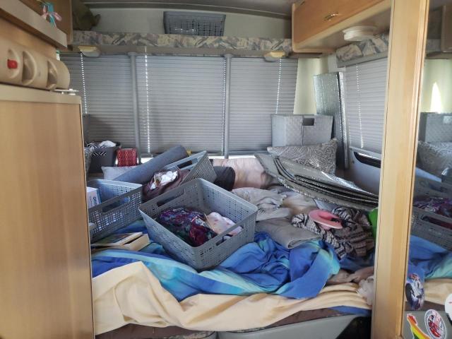 Photo 6 from auction – 2000 WINNEBAGO RIALTA with VIN WV3AH2706XH143655