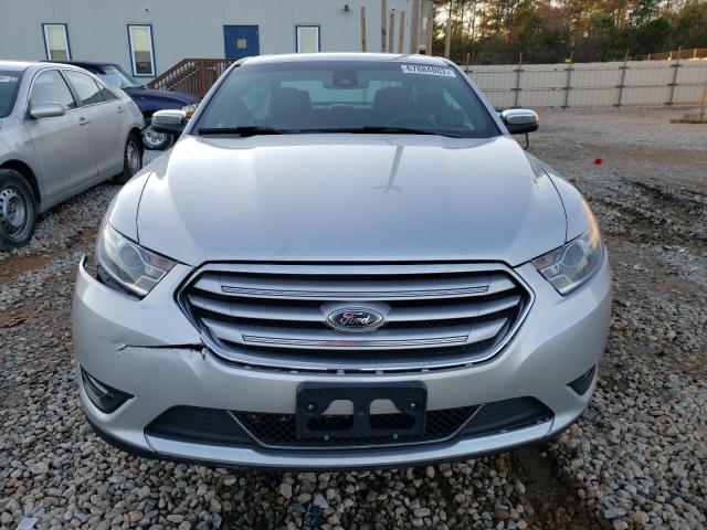 Photo 5 from auction – 2019 FORD TAURUS LIM with VIN 1FAHP2F82KG107624