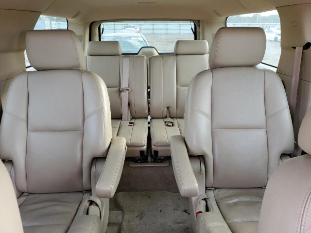 Photo 10 from auction – 2011 CHEVROLET SUBURBAN C with VIN 1GNSCKE01BR201528