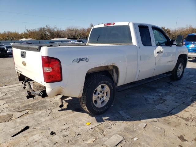 Photo 3 from auction – 2011 CHEVROLET SILVERADO with VIN 1GCRKPE30BZ360879