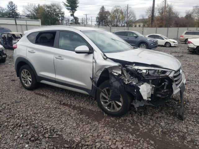 Photo 4 from auction – 2017 HYUNDAI TUCSON LIM with VIN KM8J3CA40HU585760