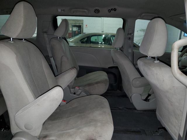 Photo 11 from auction – 2012 TOYOTA SIENNA BAS with VIN 5TDKA3DC7CS010926