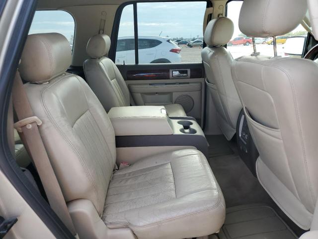 Photo 11 from auction – 2004 LINCOLN NAVIGATOR with VIN 5LMFU27R04LJ21025