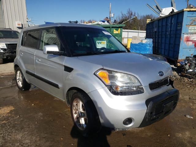 KIA SOUL + 2010 with VIN KNDJT2A20A7124219 - Photo from auction
